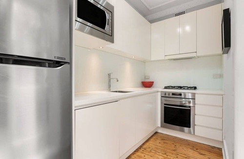 Mosman Apartment | Classic Art Deco Summ