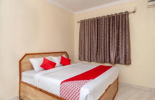 Tirupati Hotel | Classic Bedroom Stay@Tirupati