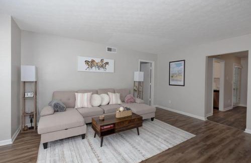 Columbus Apartment | Classic Charm by the Park