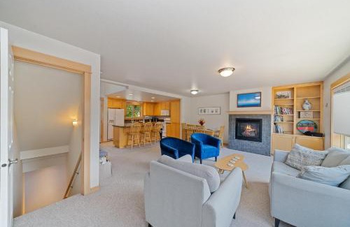 Manzanita House | Classic Cottage-MCA #1548