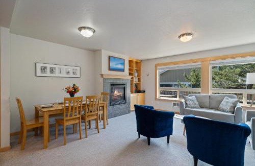 Manzanita House | Classic Cottage-MCA #1548