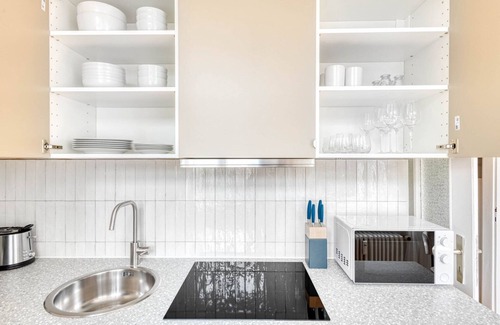 Friedrichshain Apartment | Classic Friedrichshain 1BR nr Frankfurter Tor, by Blueground