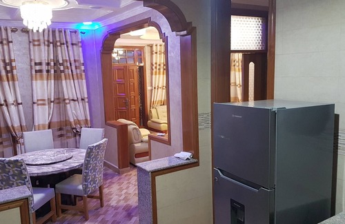 Arusha House | Classic & fully furnished 3 bedroom apartment; 5 minutes from the city center.