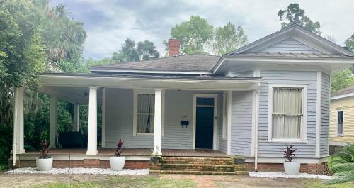 Valdosta House | Classic/Modern Downtown Home