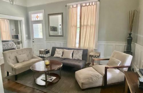 Valdosta House | Classic/Modern Downtown Home