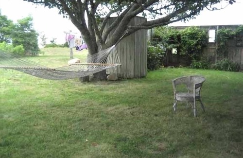 Chilmark House | Classic Modern House on its Own Point of Land with Astounding Views