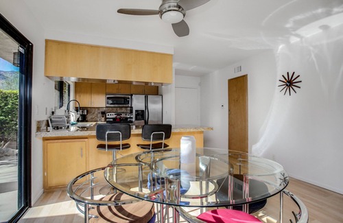 Sunrise Vista Chino Condo | Classic Palm Springs condo,private patio,mountain view,3 pools,tennis,pickleball