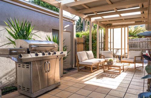 Bentleigh House | Classic Patterson Charm with Modern Comfort