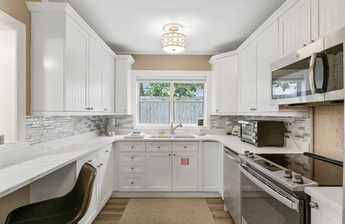 Seagrove Beach House | Classic Seagrove Cottage One Block from 30A Beach Access