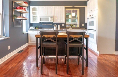 Soulard House | Classic Soulard 4BR | Private Yard/ABODEbucks