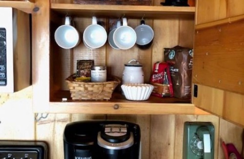 Two Harbors Cabin | Classic Vintage Log Cabin on Lake Superior
