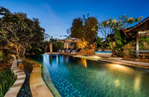 Mushroom Bay House | Classic Wooden Cottage in T Junction Lembongan, Good Location