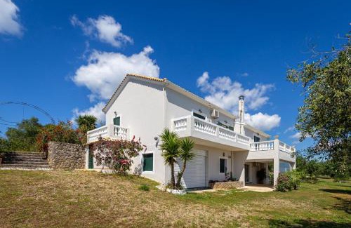 Vassilatika Villa | Classical Villa Anta