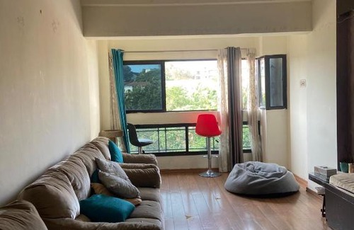 Hampankatta Apartment | Classique