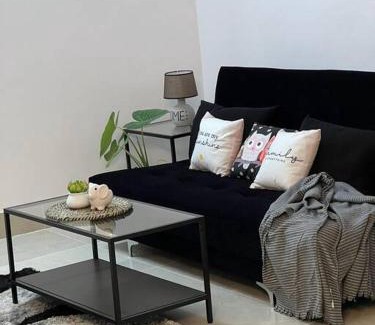 Bangalore City Center Apartment | Classy 1bhk near brigade,mg road