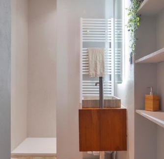 South Antwerp Apartment | Classy 1BR Apartment Overlooking a Beautiful Park