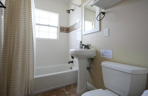 Southwest Anaheim House | Classy 4 Bedroom 3 Bath Pool Home 3/4 Mile Walk To Disney