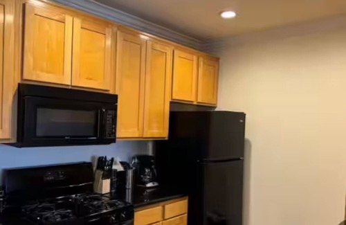 Chinatown Apartment | Classy and Comfy unit in Orsini