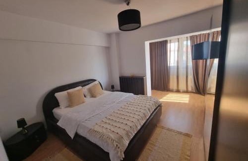 Hunedoara Apartment | Clau Home