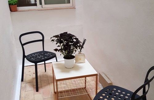Campoamor Apartment | Claudia City-center Home