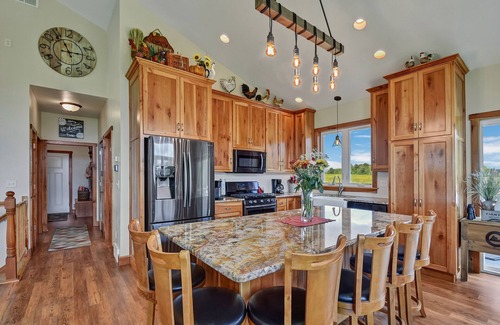 Sturgeon Bay House | Clay Banks Retreat