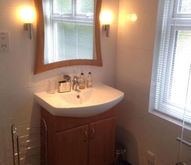 London Borough of Bromley Bed & Breakfast | Clay Farm Guest House