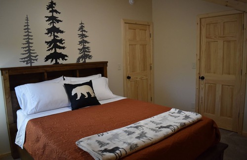 Salcha House | Clayhill Cabin - Fairbanks North Star Borough