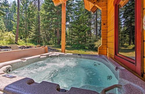 Cle Elum House | Cle Elum Mountain Cabin with Hot Tub and Hiking!