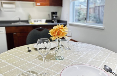 Dunbar House | Clean 2BR Basement w/King bed in Heritage Home