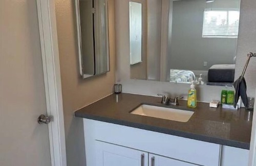 Mesa House | Clean and comfortable oasis