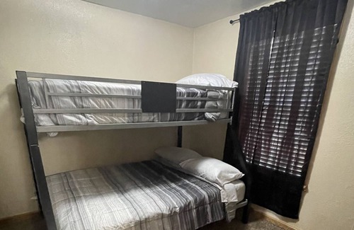 Clovis Apartment | Clean and cozy Apartment