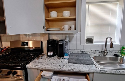 Shreveport House | Clean and Cozy Home Ready for Your Stay!