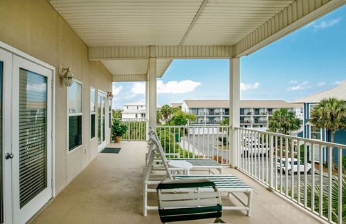 Miramar Beach Condo | CLEAN AND SPACIOUS CONDO+ WONDERFUL GULF VIEW , 3BR/3BTH