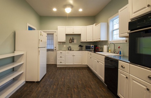 Gulfport House | Clean, bright and spacious home near the beach!