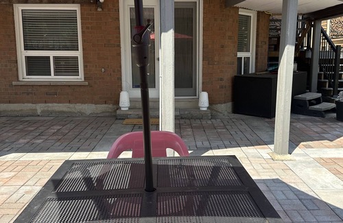 Hurontario House | Clean, bright, furnished walkout basement apartment. 5 minutes to Hwy 401 & 403.