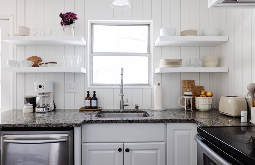 Sugar House House | Clean, Comfortable, Convenient Sugarhouse home - amazing location