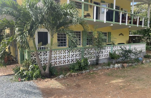 Estate Chocolate Hole and Great Cruz Bay Apartment | Clean, Comfortable and Family Friendly!