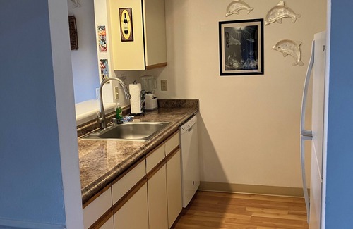 Kihei Condo | Clean Comfortable Condo that is Steps to the Beach, Affordable w/Free Parking