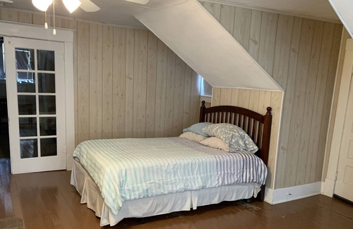 Pawhuska House | Clean Comfy and Quiet!