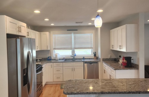 Salisbury Beach House | Clean-Cozy-Comfy. Steps to the Ocean in Salisbury Beach!