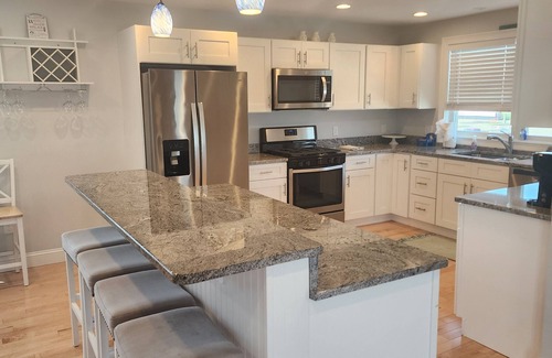 Salisbury Beach House | Clean-Cozy-Comfy. Steps to the Ocean in Salisbury Beach!