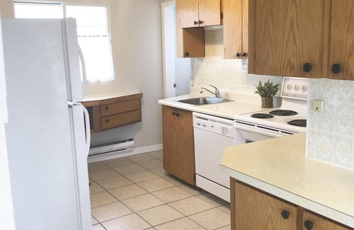 Okanagan-Similkameen House | Clean Family Friendly Osoyoos Home!