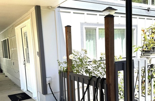 Corvallis Apartment | Clean Private Studio - Centrally Located in a Very Beautiful Neighborhood