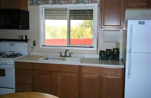 Apache Junction House | Clean, quiet home Apache Junction Available Apr 7th 2025 thru Nov 25 2025