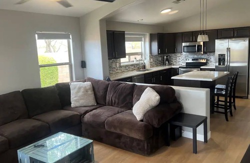 Norterra House | Clean & Simple Luxury in North Central Phoenix.