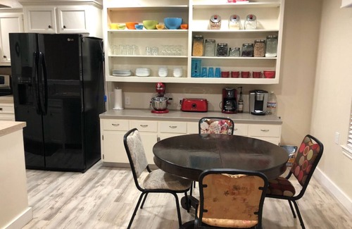 Lubbock House | Clean & Simple