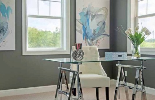 Traverse City House | Clean, Spacious 5BR 3.5 bath home conveniently located in charming Traverse City