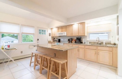 East Shore House | Clear LI Sound waterview, Wedding pics, Yale&Beach