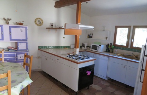 Saint-Paul-le-Jeune House | Clear waters, "le lavoir" guest house