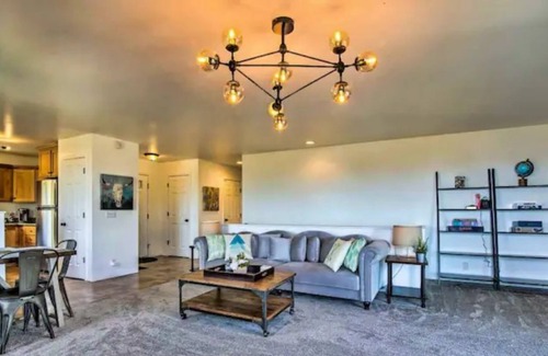 Kelseyville House | Clearvue Crest ~ Lake View Stunner in Wine Country